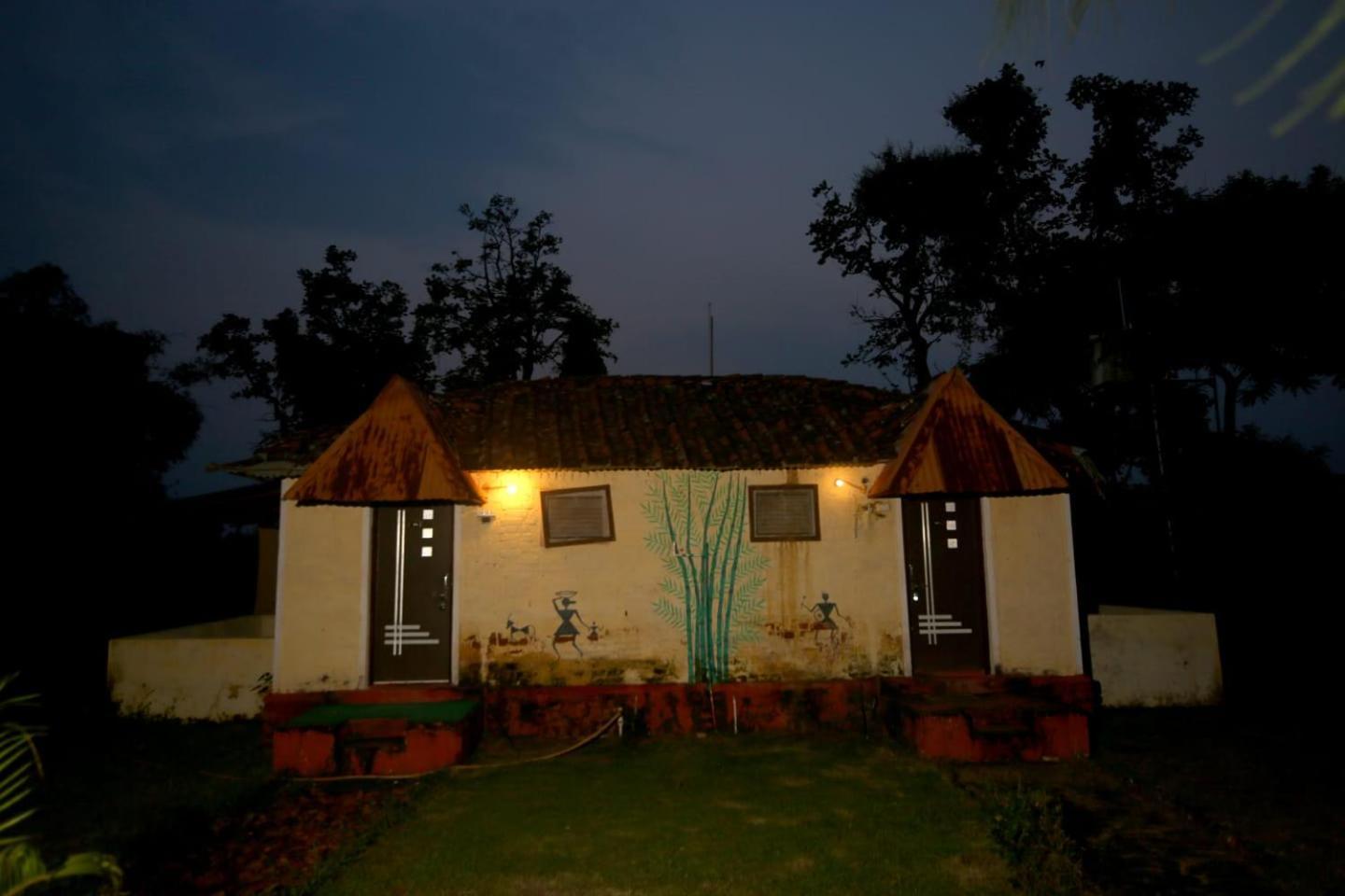 Tribal Wood Resort Dhanwār Exterior foto
